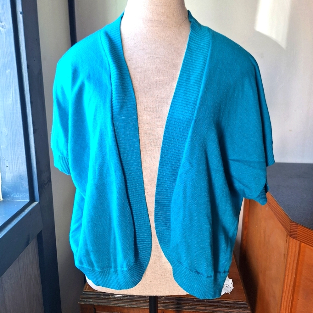 Leo & Nicole Woman Open-Front Knit Sweater, 3X Style#82124